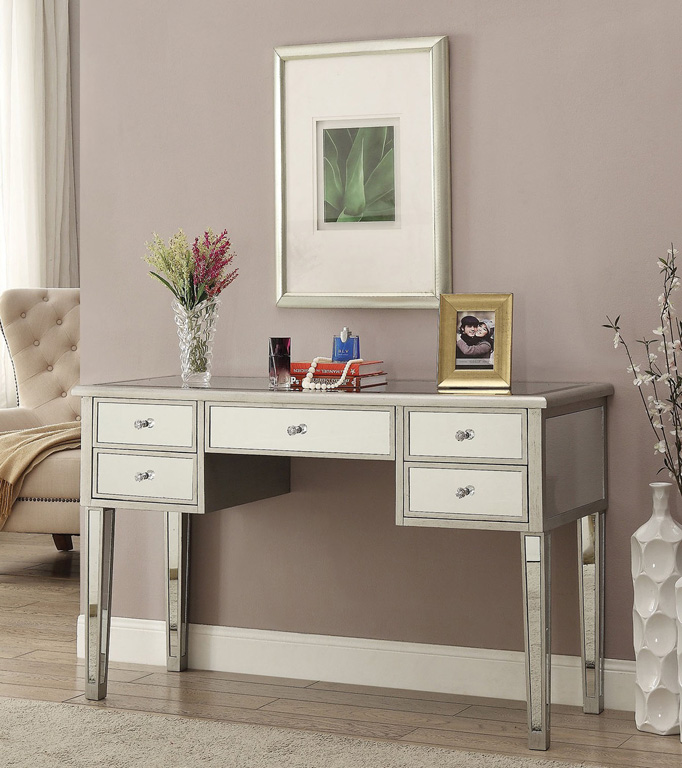 mirrored vanity table